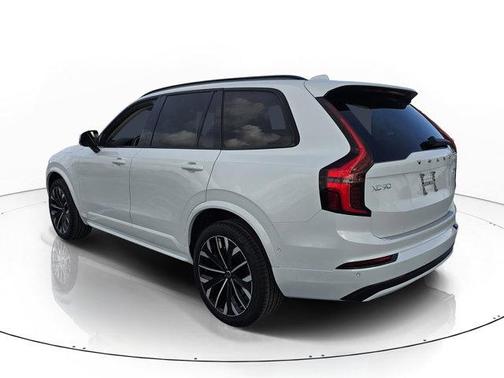 Crystal White Pearl 2026 Volvo XC90 B6 Ultra Dark Theme 7-Seater