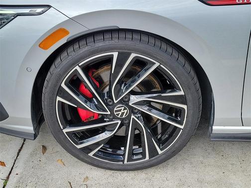 2022 Volkswagen Golf GTI 2.0T Autobahn