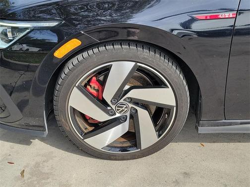2024 Volkswagen Golf GTI 2.0T S