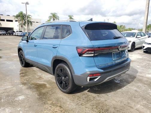2025 Volkswagen Taos 1.5T SE