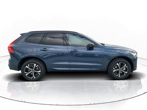 Denim Blue Metallic 2026 Volvo XC60 B5 Core