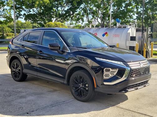 2023 Mitsubishi Eclipse Cross LE