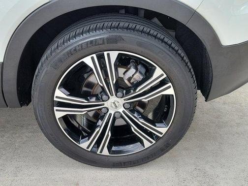 2022 Volvo XC40 T4 Inscription