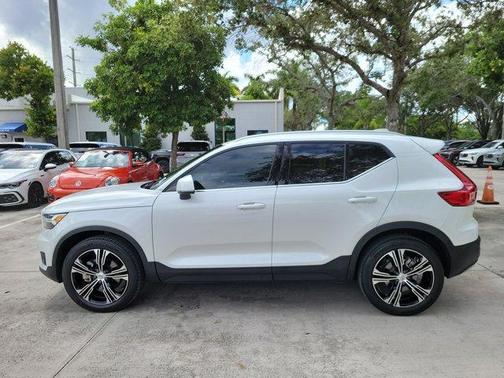2022 Volvo XC40 T4 Inscription