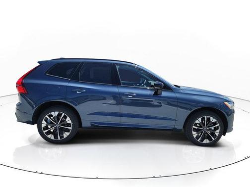 Denim Blue Metallic 2026 Volvo XC60 B5 Plus