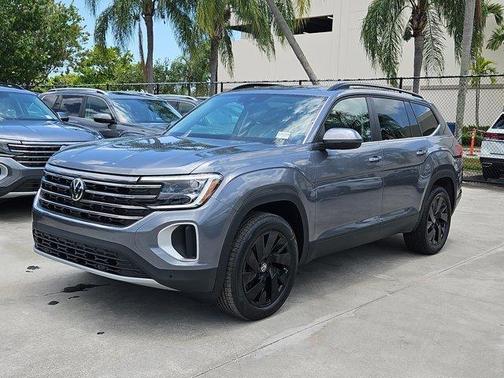 2025 Volkswagen Atlas 2.0T SE w/Technology