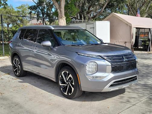 2024 Mitsubishi Outlander SEL