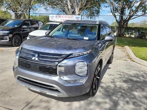 2024 Mitsubishi Outlander SEL