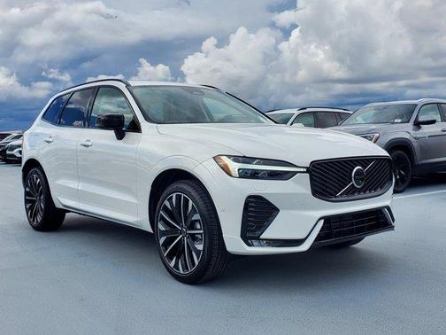 2026 Volvo XC60 B5 Ultra