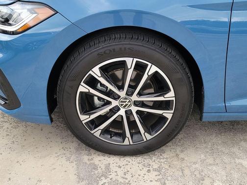 Monterey Blue Pearl 2025 Volkswagen Jetta 1.5T Sport