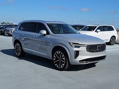 2025 Volvo XC90 Plug-In Hybrid T8 Ultra 6-Seater