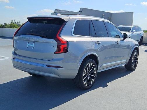 2025 Volvo XC90 Plug-In Hybrid T8 Ultra 6-Seater