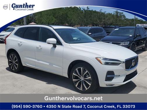 2022 Volvo XC60 B5 Momentum