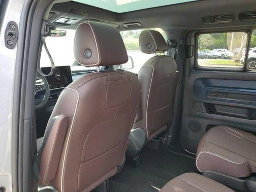 2025 Volkswagen ID. Buzz Pro S Plus