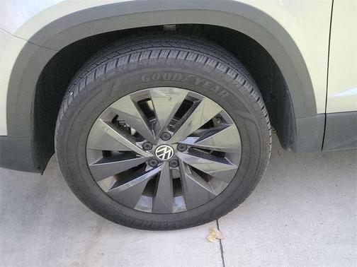 2023 Volkswagen Taos 1.5T S
