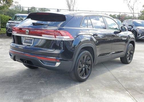 2026 Volkswagen Atlas Cross Sport 2.0T SE