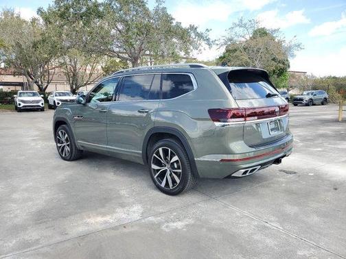 2025 Volkswagen Atlas 2.0T SEL Premium R-Line