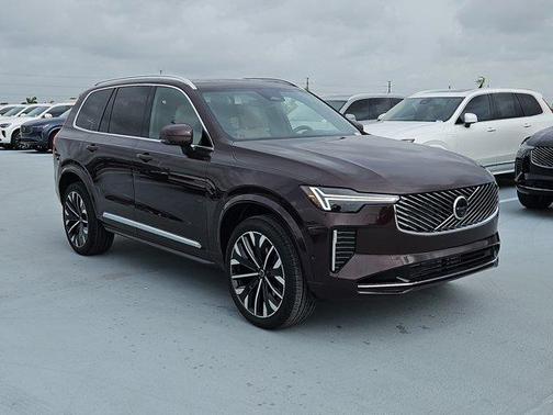 2025 Volvo XC90 Plug-In Hybrid T8 Ultra 7-Seater