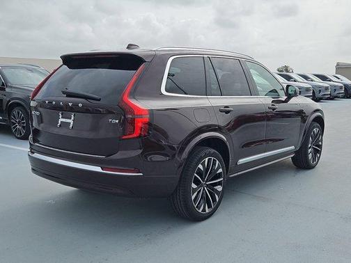 2025 Volvo XC90 Plug-In Hybrid T8 Ultra 7-Seater