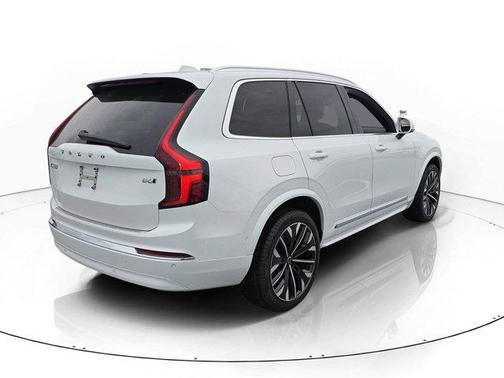2026 Volvo XC90 B6 Plus 7-Seater