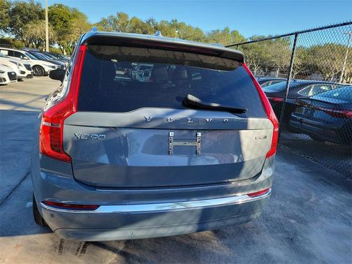 2023 Volvo XC90 B6 Ultimate 7-Seater