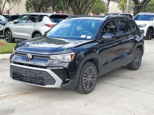 2025 Volkswagen Taos 1.5T SE