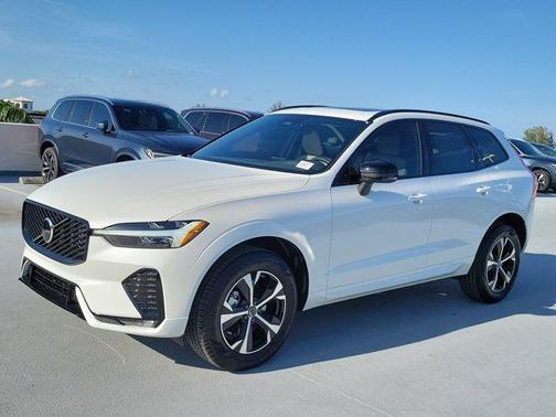 2026 Volvo XC60 CORE