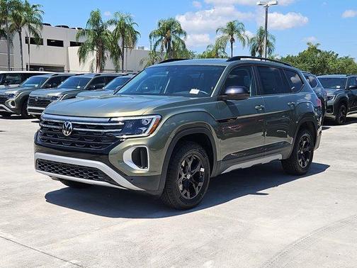 2025 Volkswagen Atlas 2.0T Peak Edition