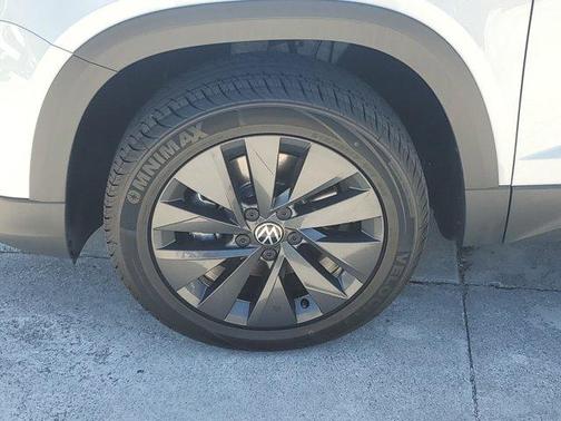 2022 Volkswagen Taos 1.5T S