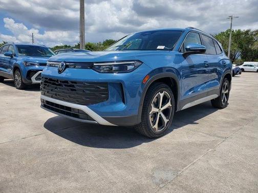 2025 Volkswagen Tiguan 2.0T SE
