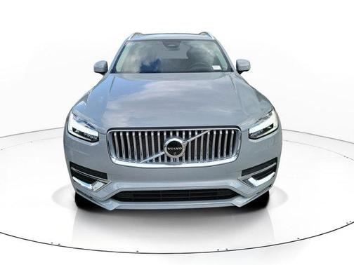 2025 Volvo XC90 B6 Ultra