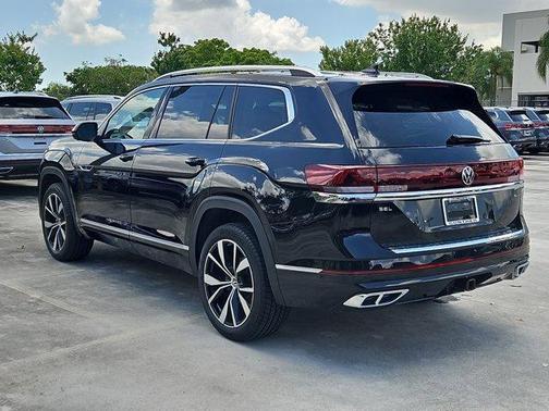 2025 Volkswagen Atlas 2.0T SEL Premium R-Line