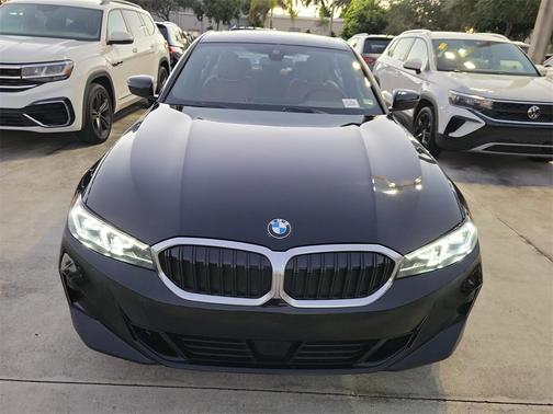 2025 BMW 330 i