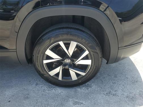 2023 Volkswagen Atlas Cross Sport 2.0T SE