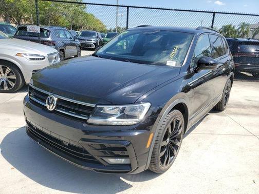 2021 Volkswagen Tiguan 2.0T SE R-Line Black