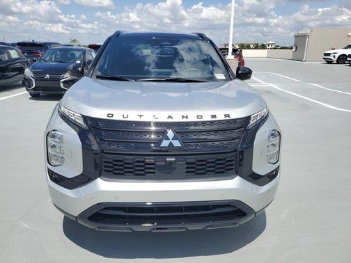2025 Mitsubishi Outlander SEL Black Edition