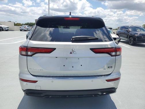 2025 Mitsubishi Outlander SEL Black Edition