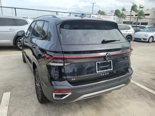 2025 Volkswagen Taos 1.5T SE