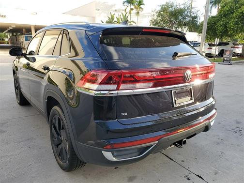 2025 Volkswagen Atlas Cross Sport 2.0T SE w/Technology