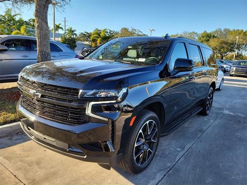 2024 Chevrolet Suburban RST