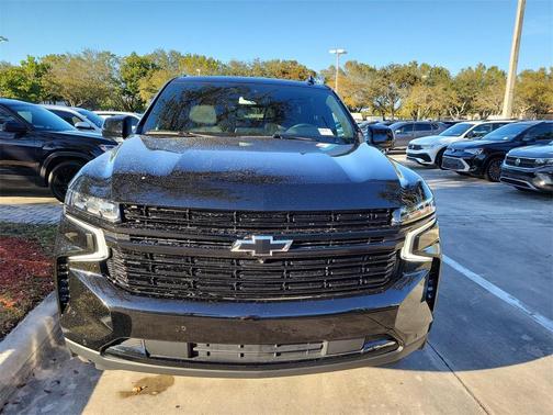 2024 Chevrolet Suburban RST