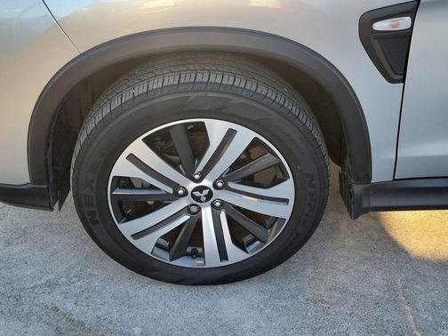 2023 Mitsubishi Outlander Sport 2.0 ES