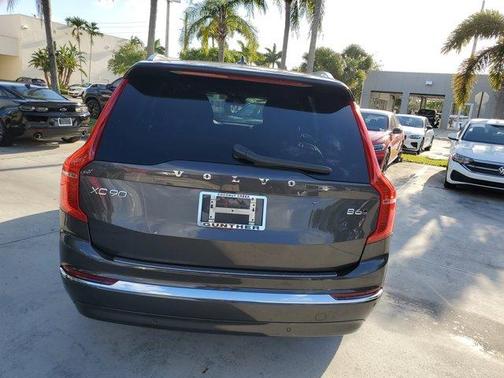 2023 Volvo XC90 B6 Ultimate 7-Seater