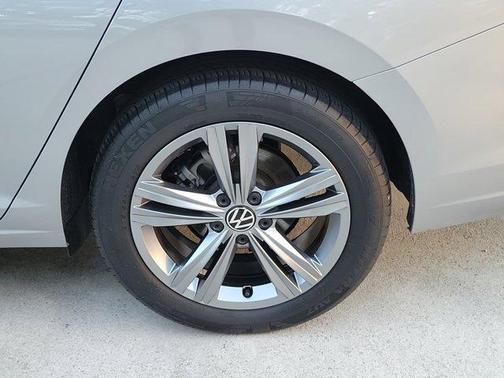 2023 Volkswagen Jetta 1.5T SE