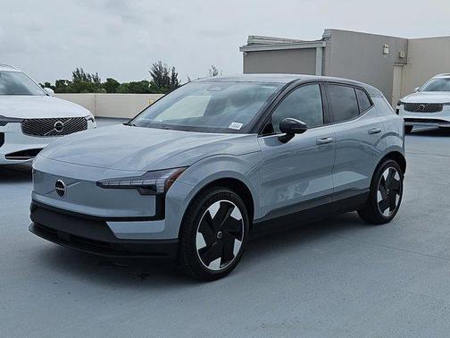 2025 Volvo EX30 Twin Motor Plus