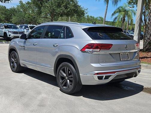2021 Volkswagen Atlas Cross Sport 3.6L V6 SE w/Technology R-Line