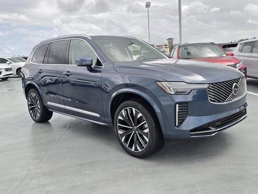 2025 Volvo XC90 Plug-In Hybrid T8 Ultra 7-Seater