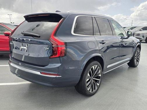 2025 Volvo XC90 Plug-In Hybrid T8 Ultra 7-Seater