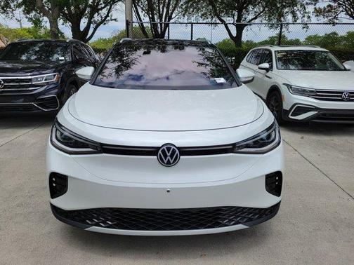 Opal White / Black Roof 2023 Volkswagen ID.4 Pro S Plus