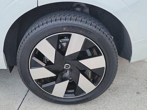 2023 Volvo XC60 Recharge Plug-In Hybrid T8 Ultimate Dark Theme